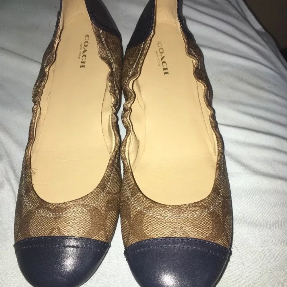 Coach 9b ballet flats. Navy blue